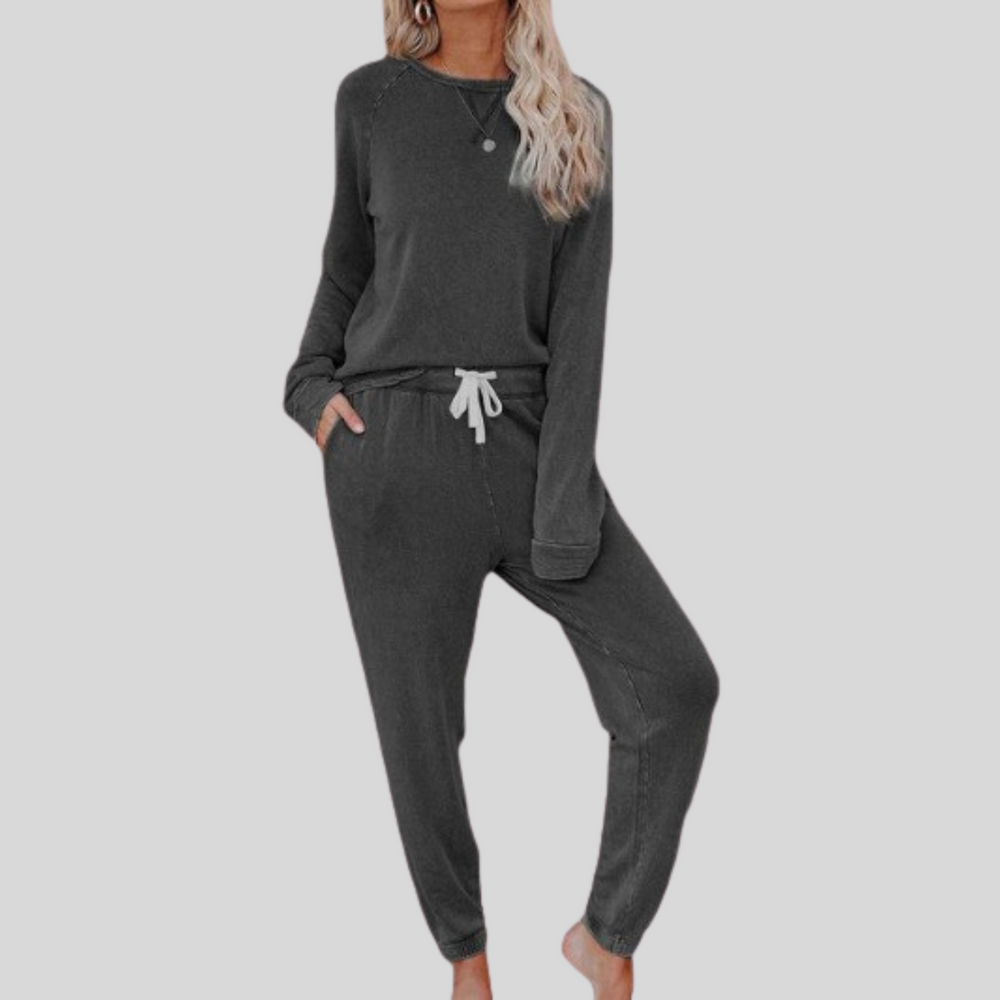 Wynne | Women's Long Sleeve Knit Lounge Set